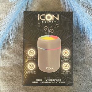 New in Box- Icon beauty - USB powered, mini humidifier